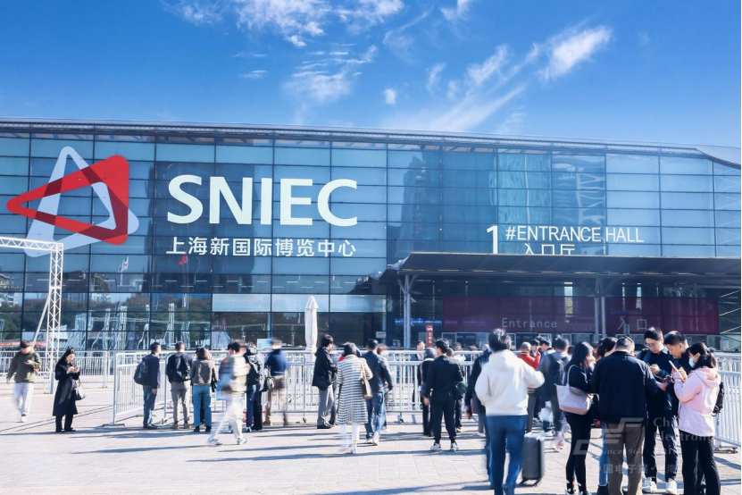 创新强基｜德森携SMT智能制造设备亮相第102届中国电子展